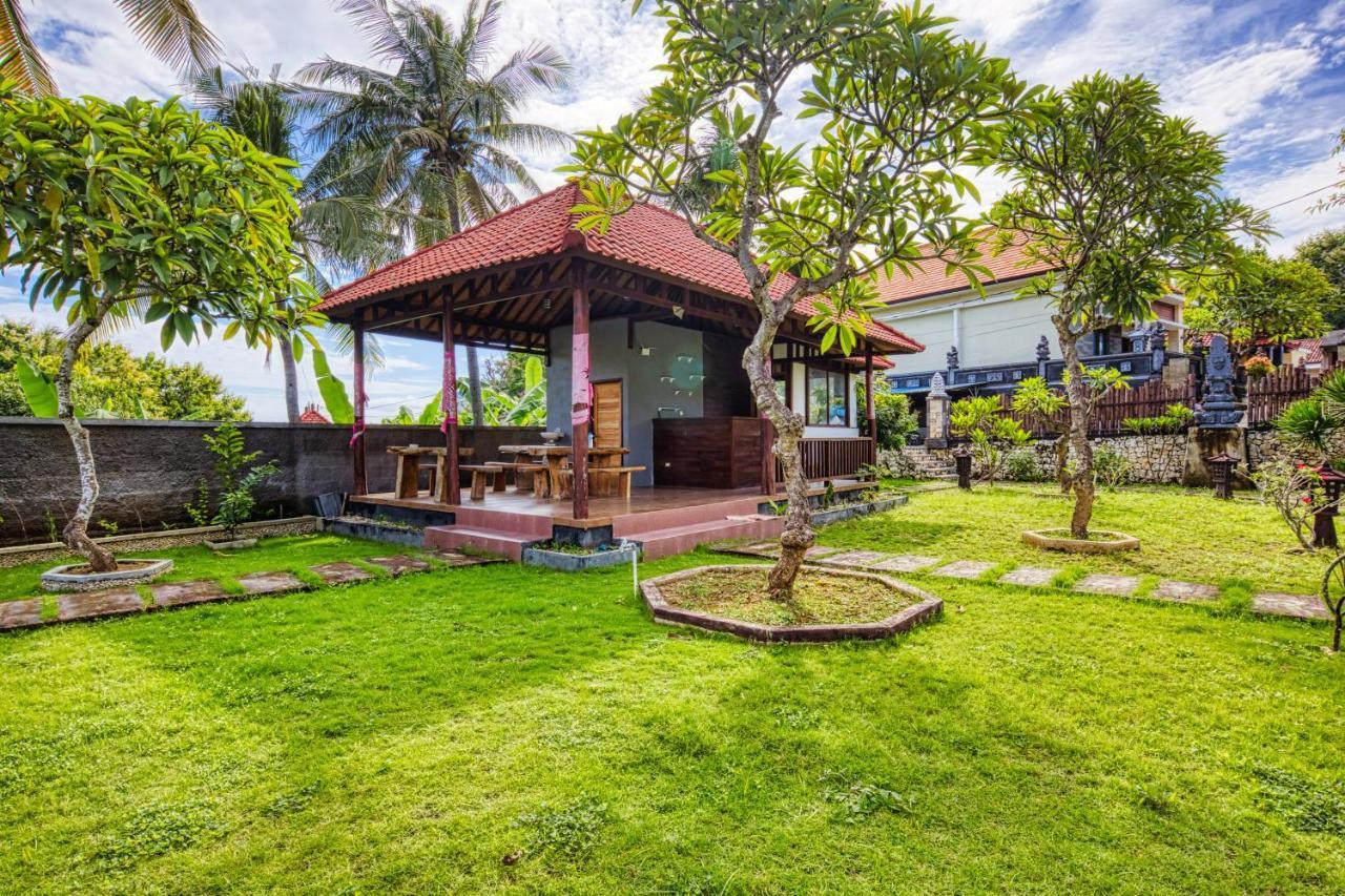 Megaland Bungalow Batununggul المظهر الخارجي الصورة